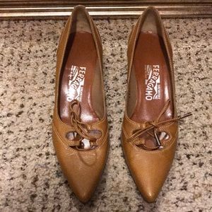 Salvatore Ferragamo tan pumps